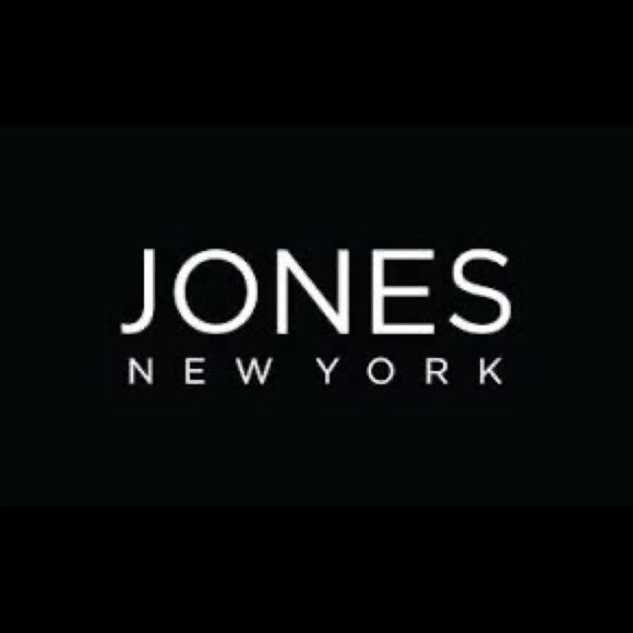 Jones New York Classic Pinstripe Blazer, Wool/Cotton Blend,‎ NWOT Size 42R - Picture 2 of 9